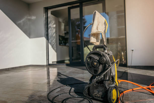 Best Spring Cleaning  in Perry, FL